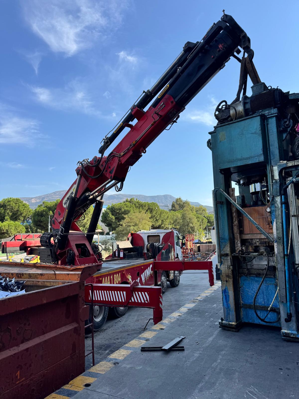 WhatsApp Image 2025-10-20 at 16.04.27 (4)